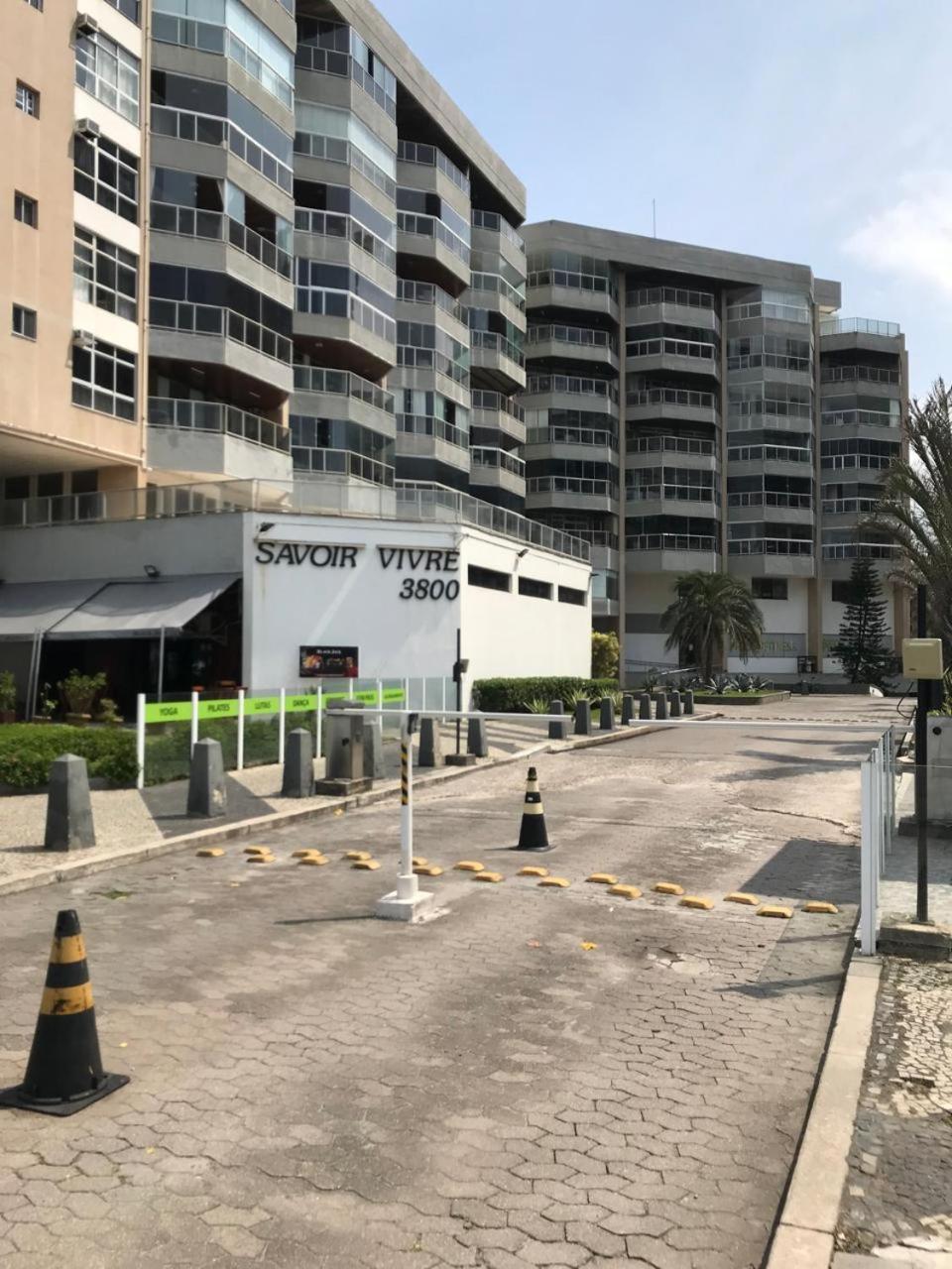 Aparthotel Quarto-sala Na Barra Da Tijuca - Posto 5 Na *